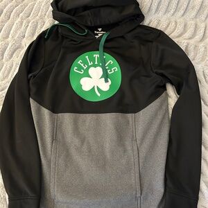 Celtics sweatshirt - size Men's M
